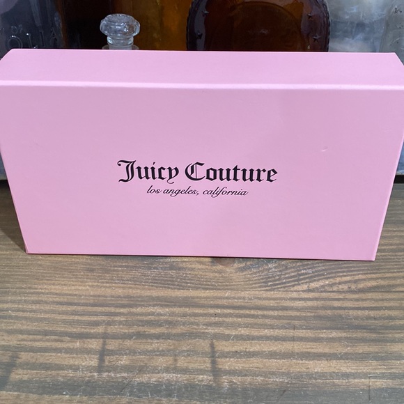 Juicy Couture Brown Pink Floral Heart Wristlet with Black Pom Pom Keychain - Picture 6 of 9